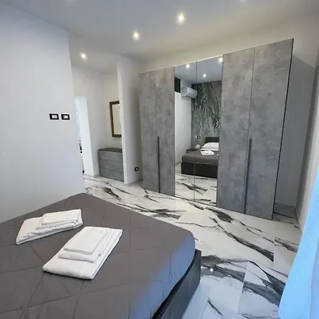 Appartamento Luxury Carrara Milan Exterior photo